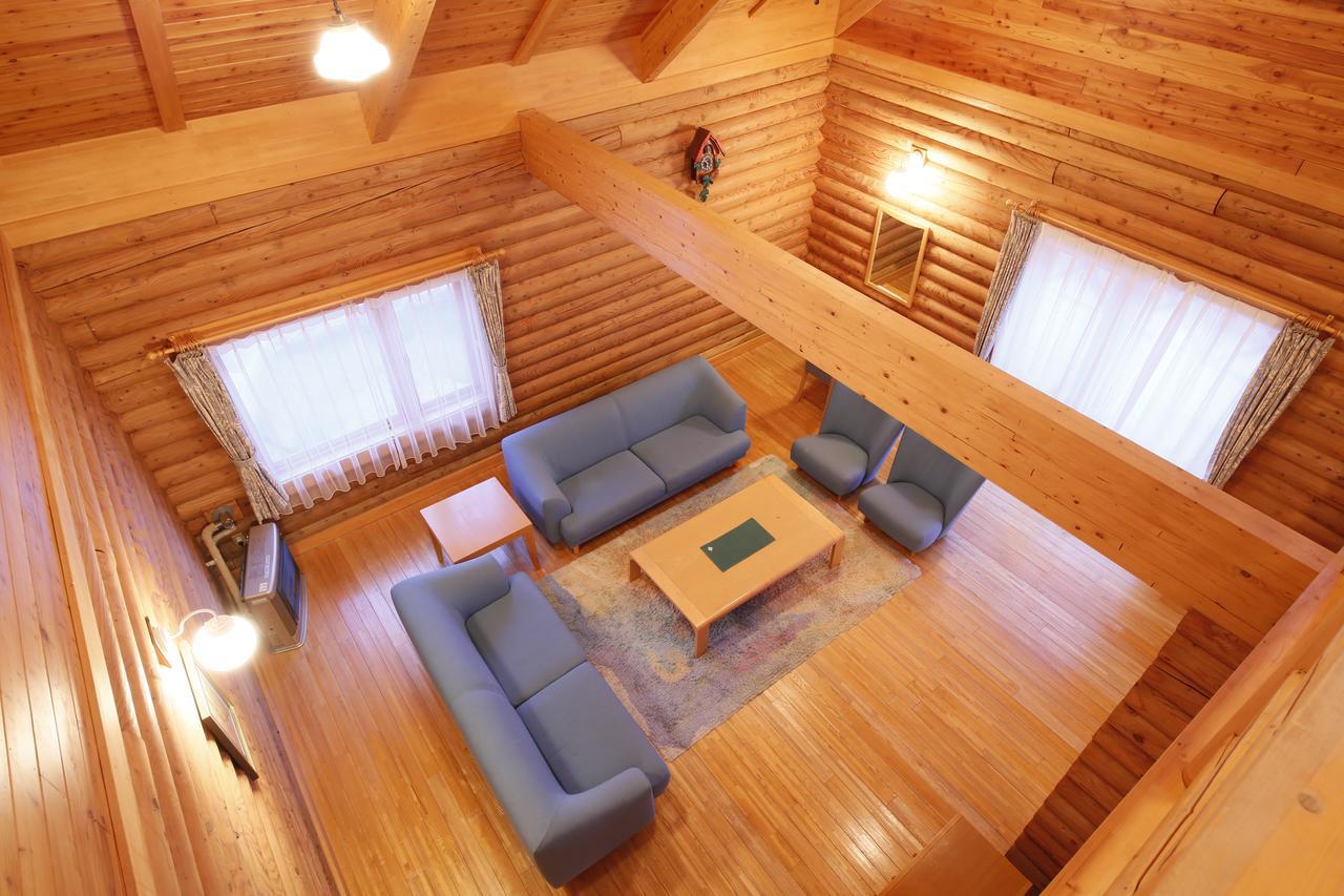 Minamifurano Log Hotel Larch Lake Kanayama חדר תמונה
